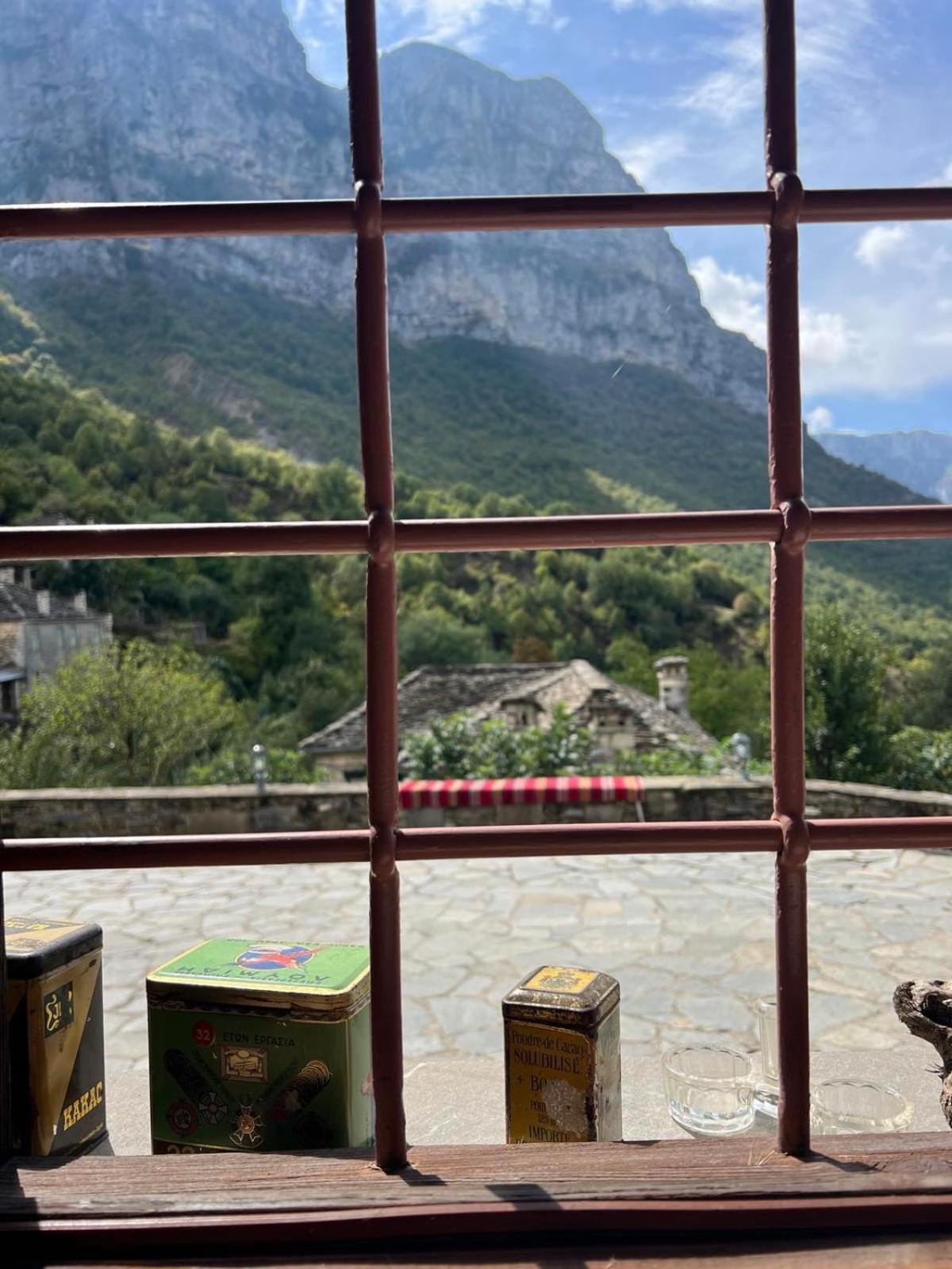 Ikojenia Traditional Lodge 帕皮康 外观 照片