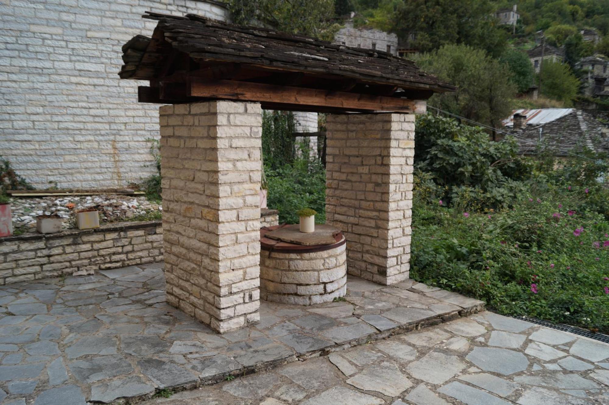 Ikojenia Traditional Lodge 帕皮康 外观 照片